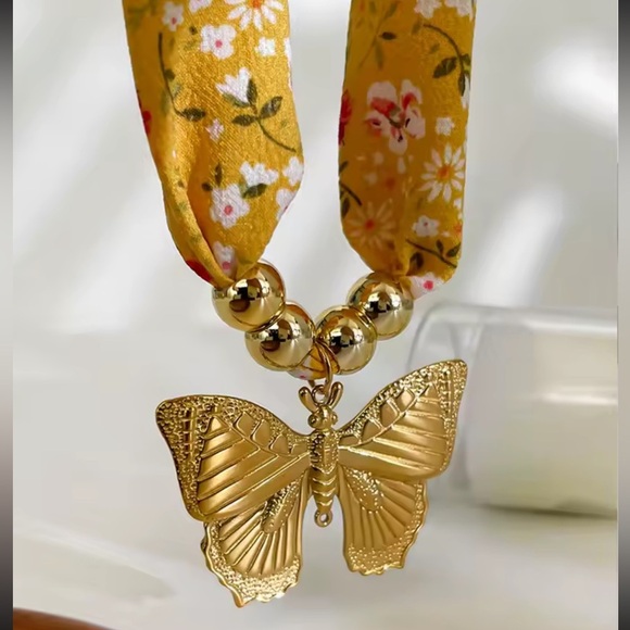 Golden Butterfly 18K Gold Stainless Steel Floral Scarf Choker Necklace - Picture 7 of 11
